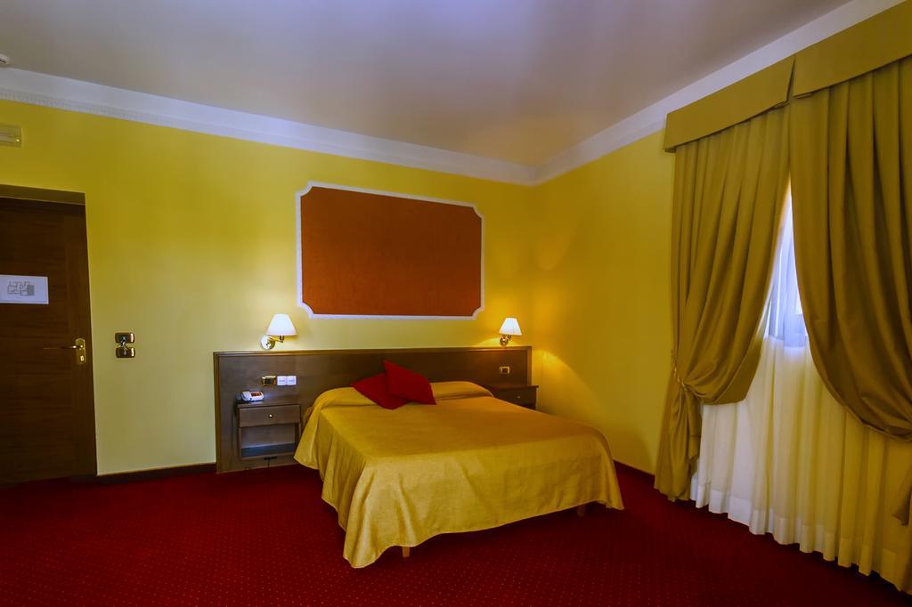 Hotel Antiche Terme Benevento Buitenkant foto